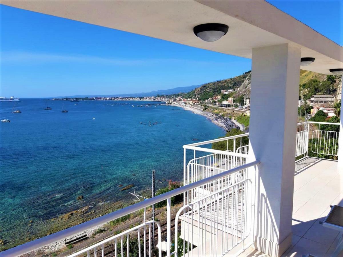 Baia Di Atlantide Apartment Taormina Ngoại thất bức ảnh